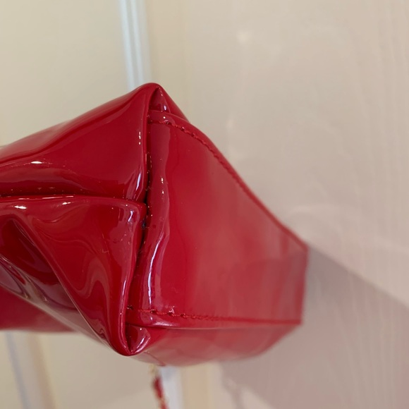 ✨NWOT✨YSL Saint Laurent Limited Makeup Bag/Cross Body Bag✨ - Picture 5 of 7